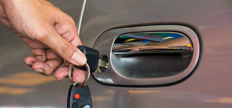 Car door lock repair in Taft